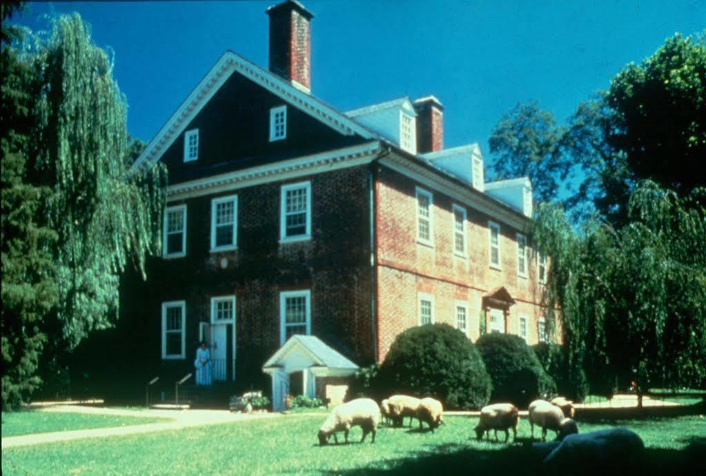 Best Western Williamsburg Historic District Exterior photo